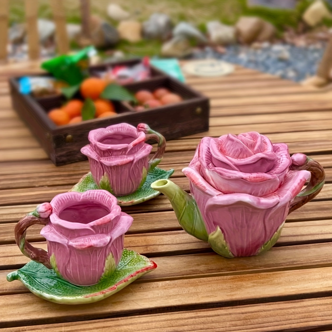 Set de Té y Taza Pintados a Mano con Diseño de Rosas