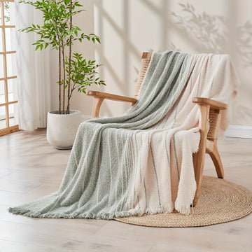 Manta Texturizada Negra con Flecos para Sofá y Cama