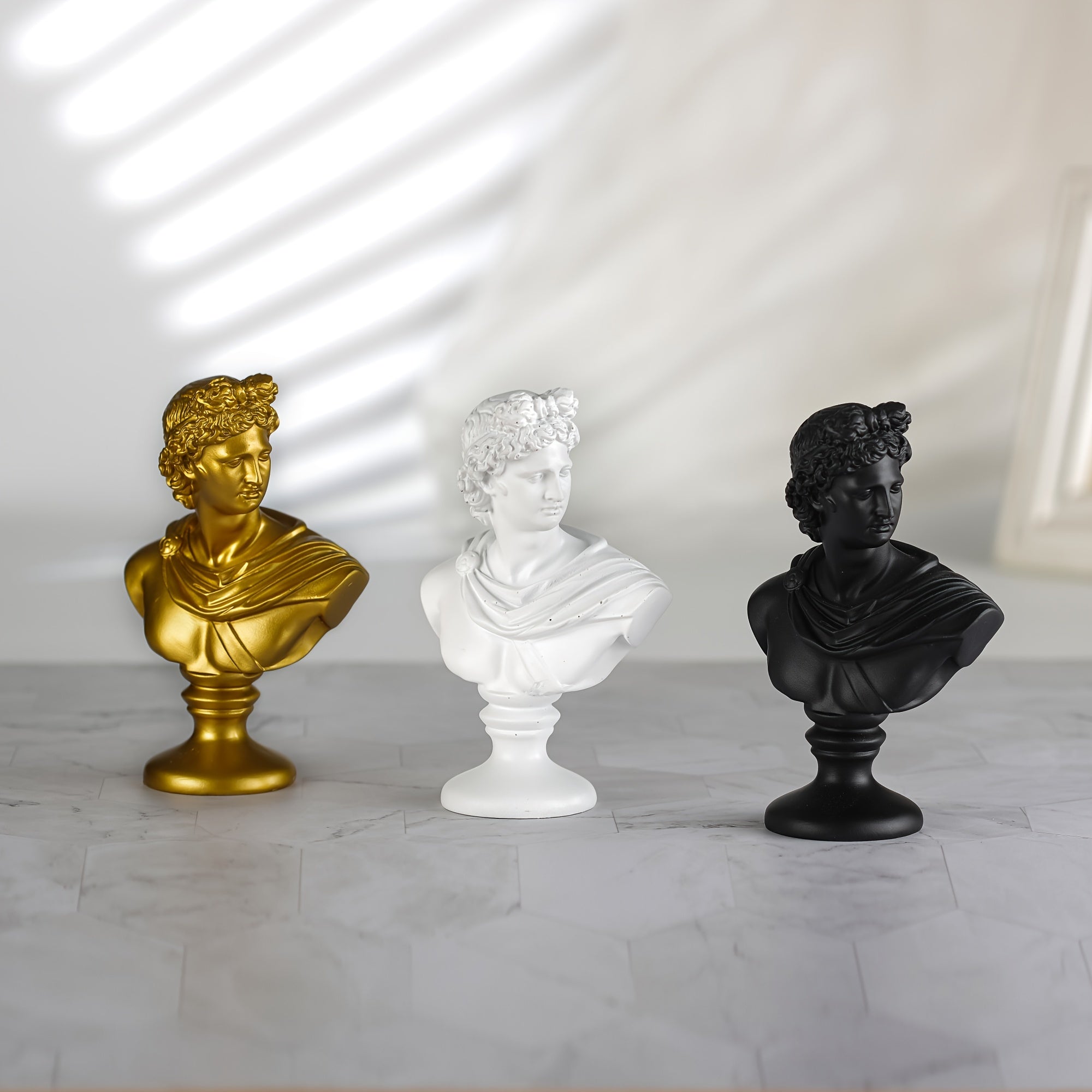 Busto de Apolo en Resina: Elegancia para tu Hogar