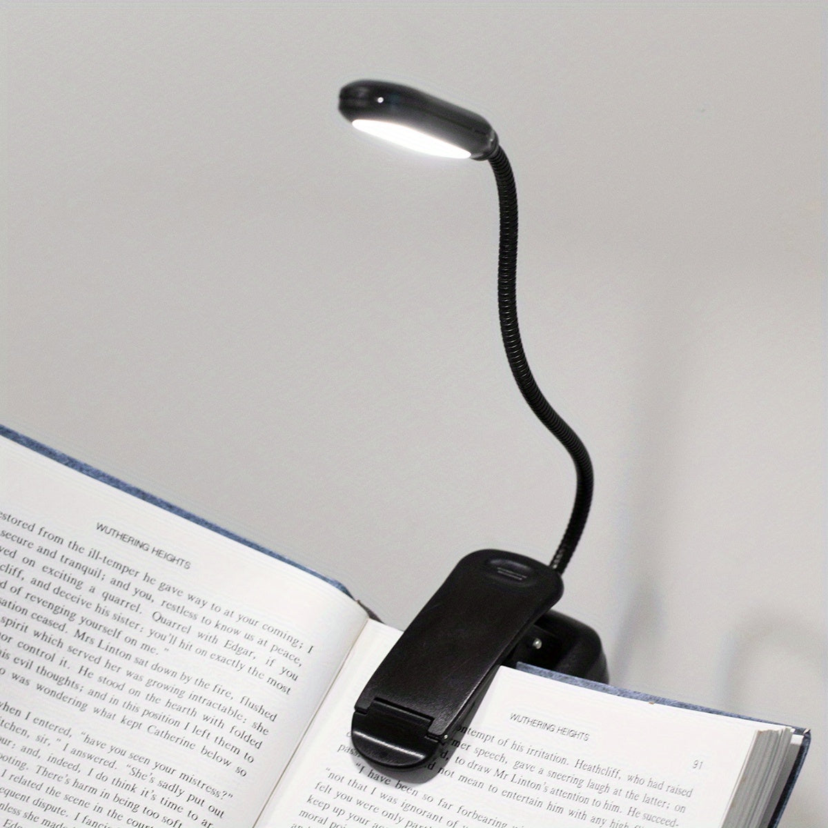 Lámpara de Escritorio LED con Brazo Ajustable y Clip