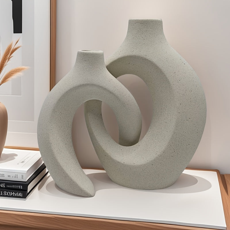 Jarrón Cerámico Rústico con Diseño Abstracto, Blanco y Gris