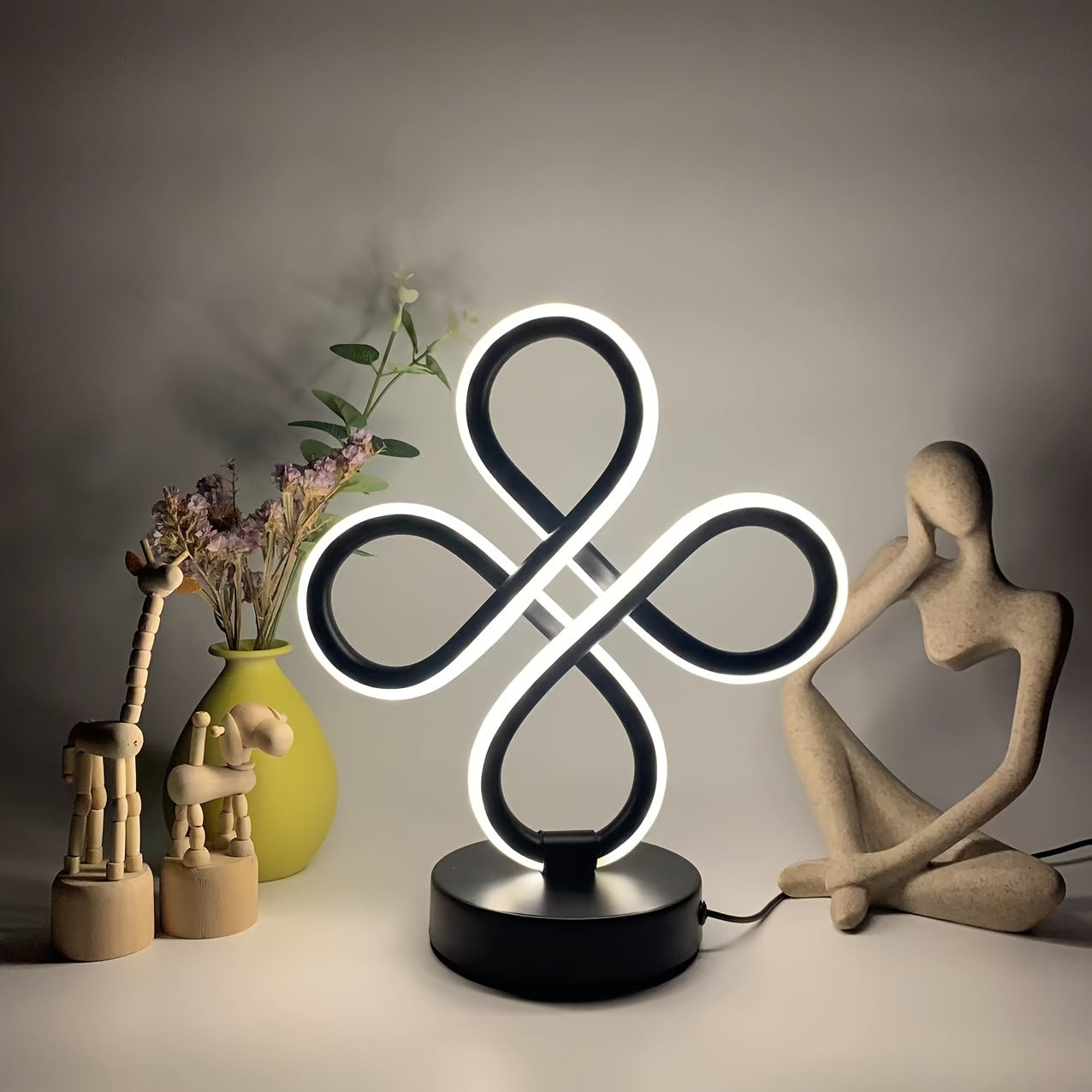 Lámpara de Mesa LED Diseño Nudo Moderno - Regulable RGB, Memoria USB