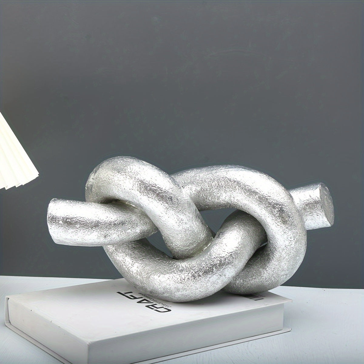 Escultura Nudo de Resina - Decoración Abstracta para Interior