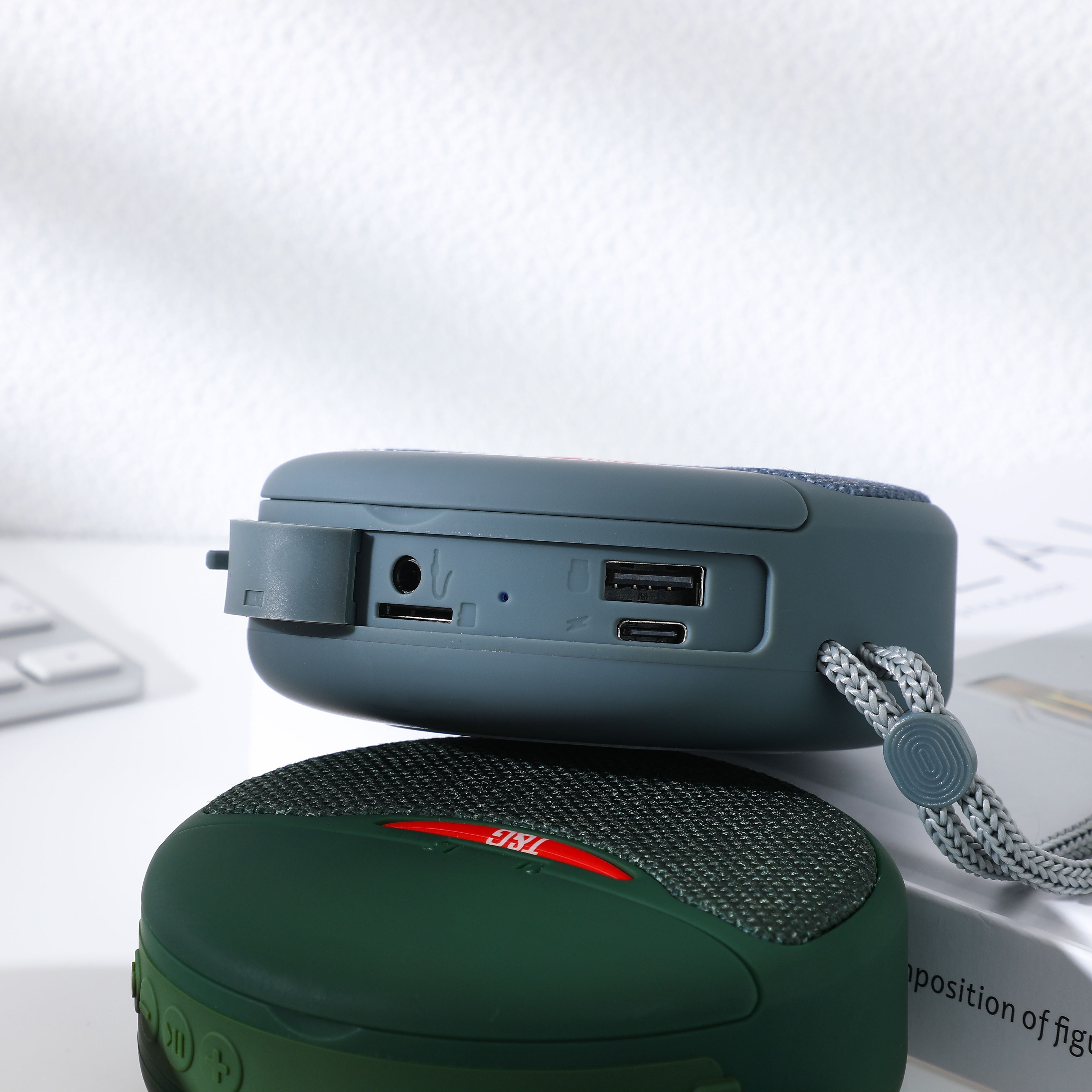 Auriculares Inalámbricos TG808 con Soporte y Radio FM