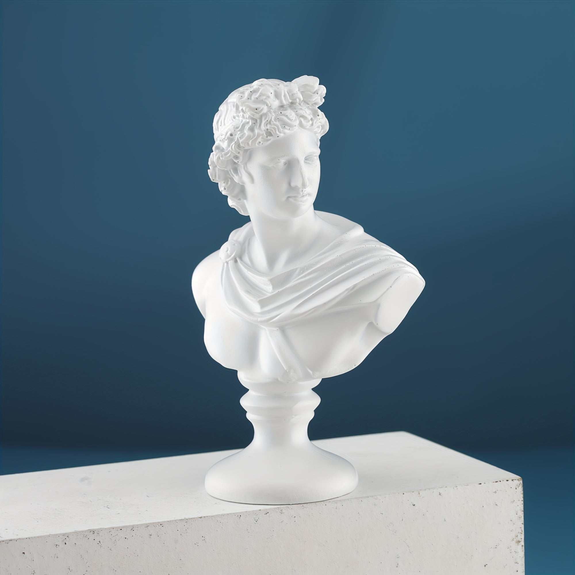 Busto de Apolo en Resina: Elegancia para tu Hogar