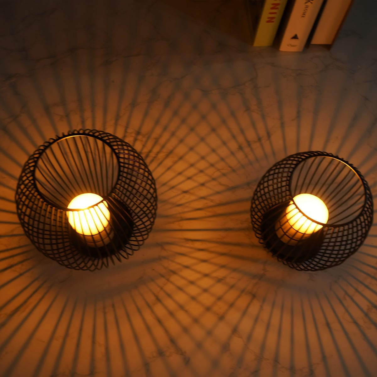 Set de 2 Faroles Nórdicos de Hierro para Decoración de Ambientes