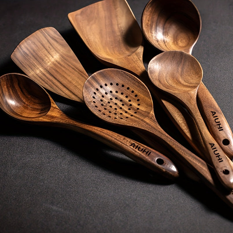 Set de cucharas y utensilios de cocina de madera