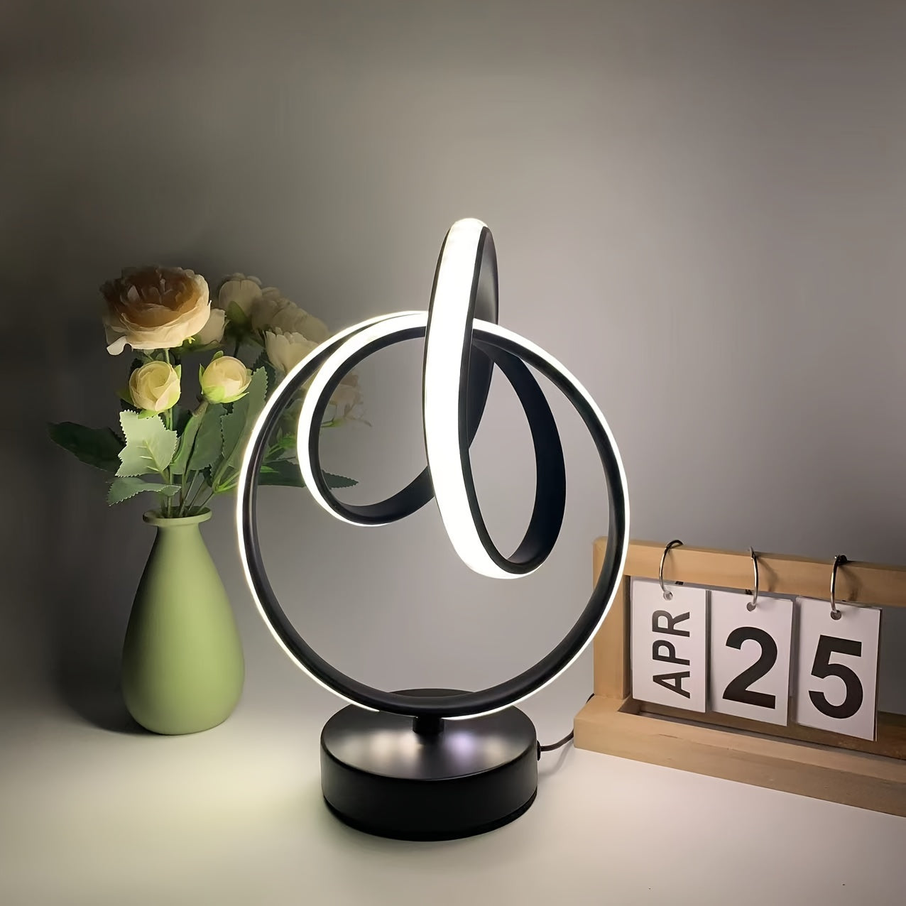 Lámpara de Escritorio LED USB Regulable Diseño Creativo