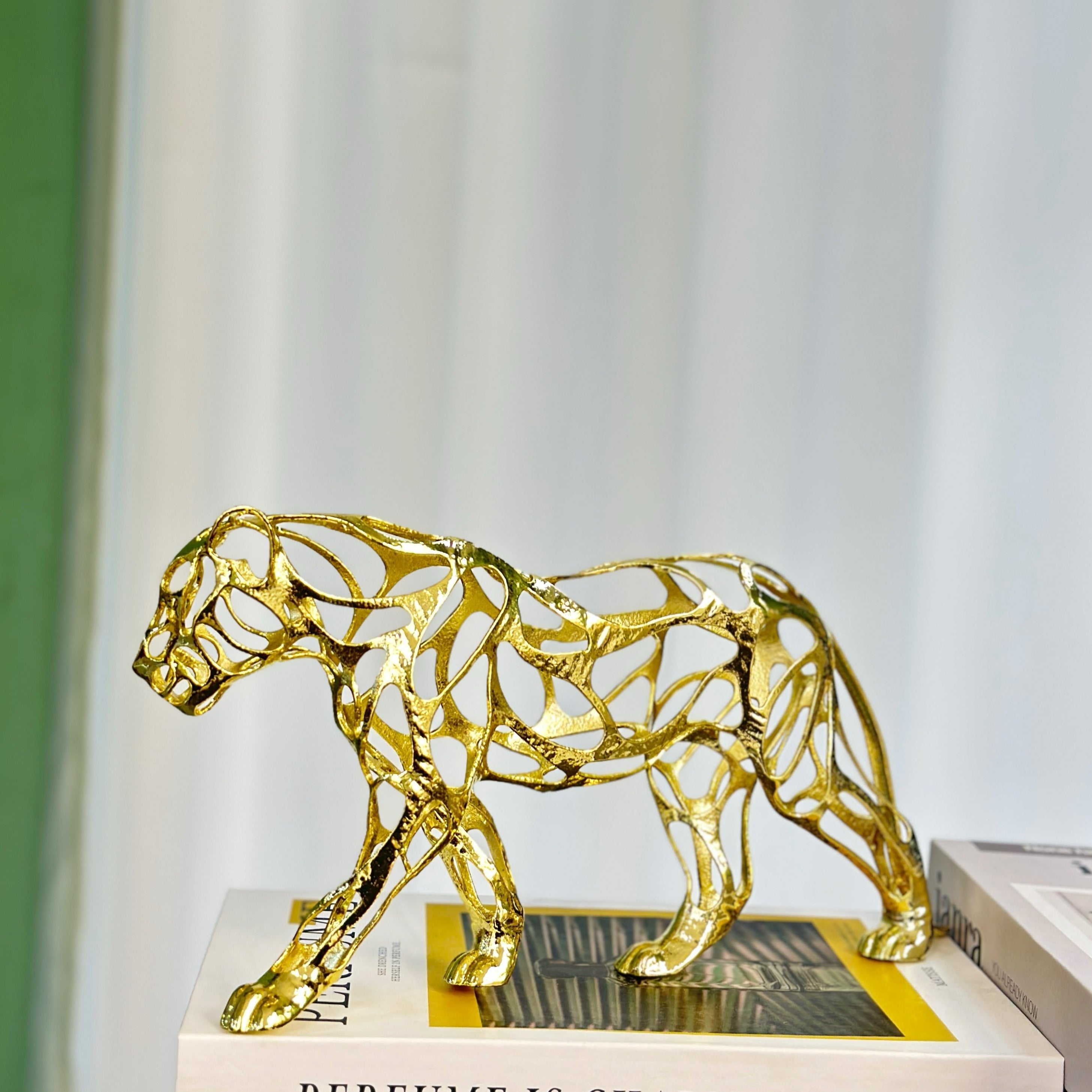 Escultura Animal de Metal - Decoración Versátil para el Hogar