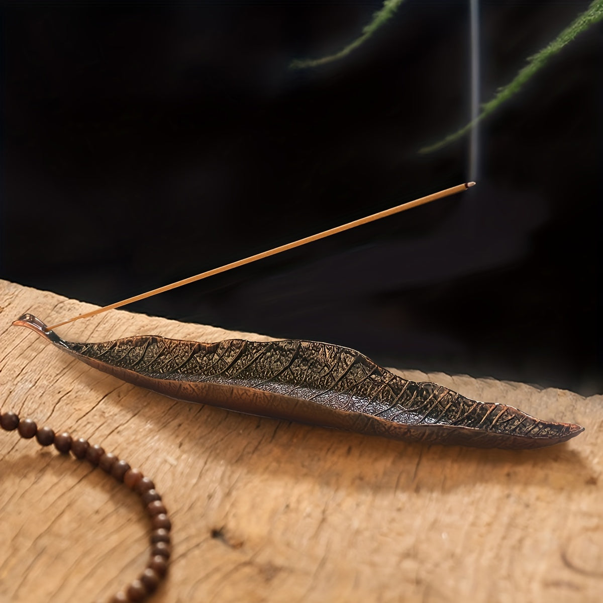 Porta Incienso de Metal en Forma de Hoja - Decoración Japonesa