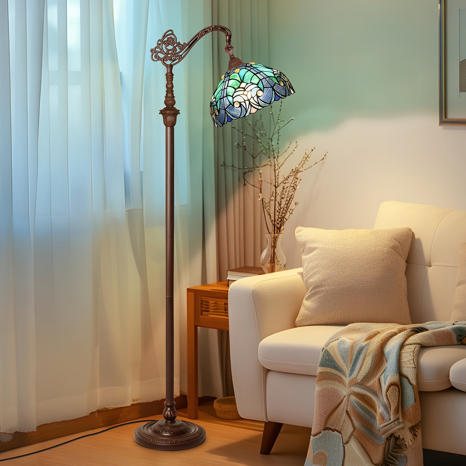 Lámpara de Pie Vintage con Pantalla de Cristal Satinado y Cuello Ajustable