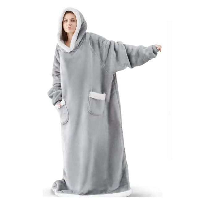 One-size reversible blanket sweatshirt for winter 