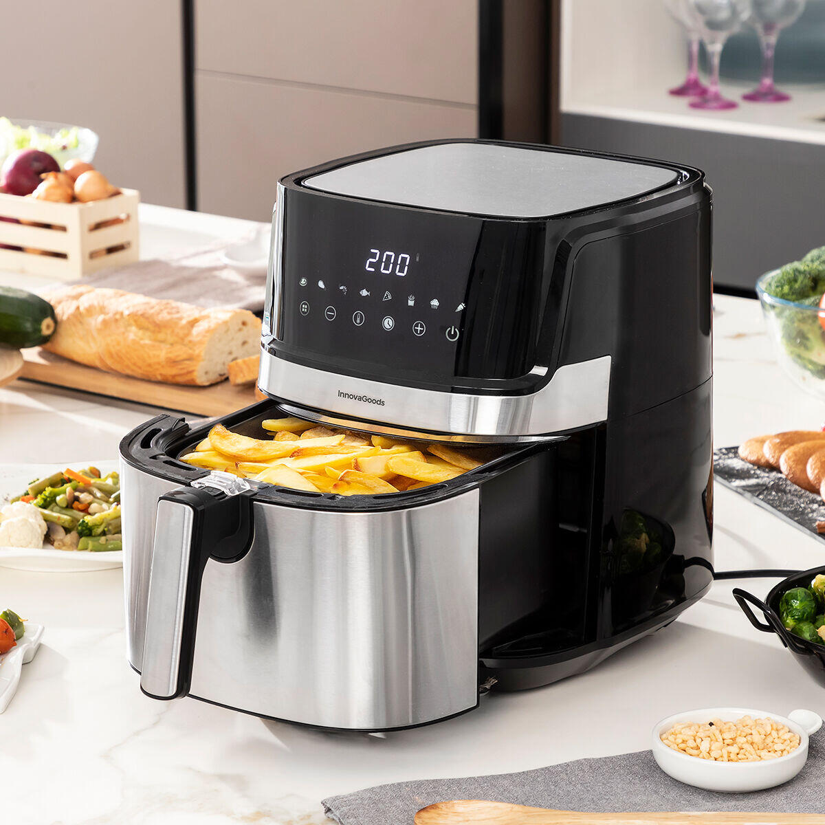 5.5L air fryer with 8 programs and 360º technology 